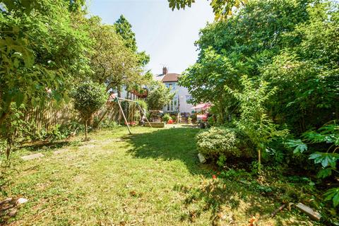 9 Highfield Close, London, NW9 0PB