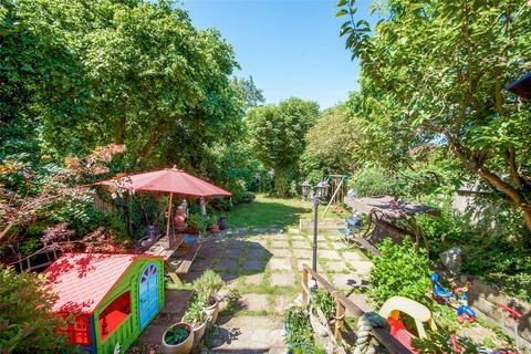 9 Highfield Close, London, NW9 0PB
