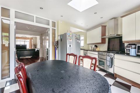 44 Hillside, London, NW9 0NE