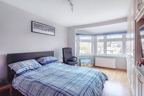 44 Hillside, London, NW9 0NE