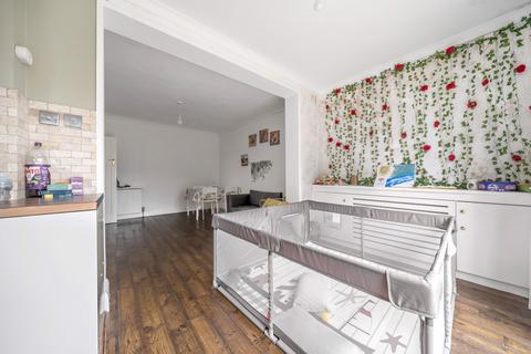 54 Cowbridge Road, Harrow, HA3 9QA