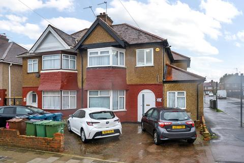 2 bedroom apartment for sale, Vancouver Road, Middlesex HA8