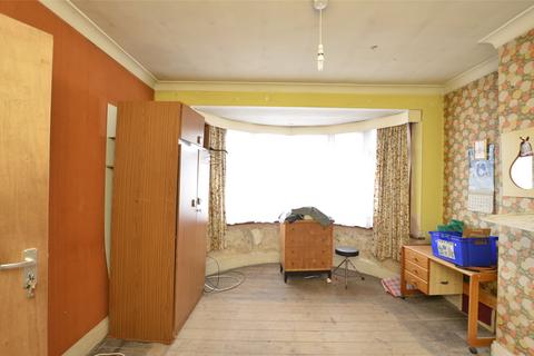 3 bedroom terraced house for sale, Elmcroft Gardens, London NW9