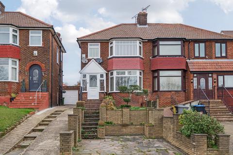 3 bedroom semi-detached house for sale, Kingsbury Road, London NW9