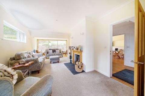 5 Highlands Road, Long Ashton, Bristol, BS41 9EN
