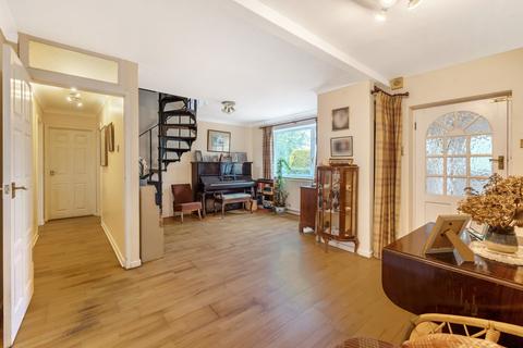 5 bedroom detached house for sale, Gloucester Road, Cheltenham GL54