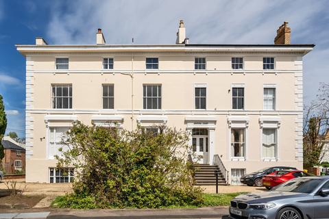 1 bedroom apartment for sale, Ashford Road, Gloucestershire GL50