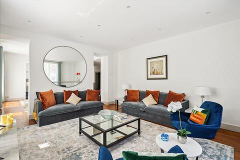 3 bedroom flat to rent, Portland Place, London, W1B