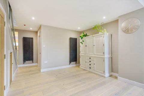 41 Moorend Road, Cheltenham, GL53 0ER