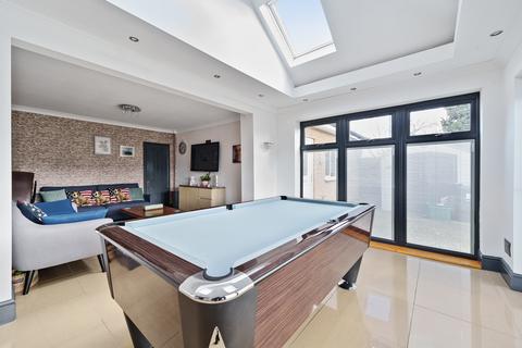 139 Bath Road, Longwell Green, Bristol, BS30 9DD