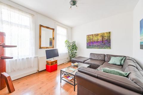 1 bedroom maisonette for sale, St. Peter's Road, London