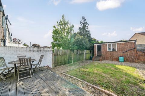 211 Grove Road, Mitcham, CR4 1AF