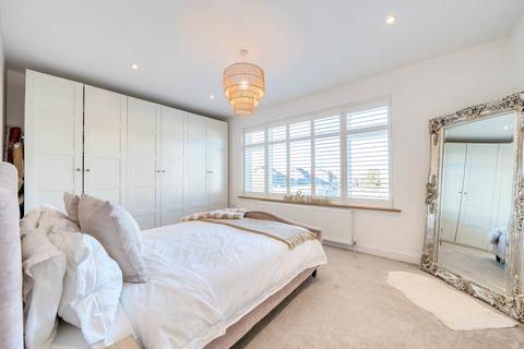 undefined, Hill Road, Mitcham CR4