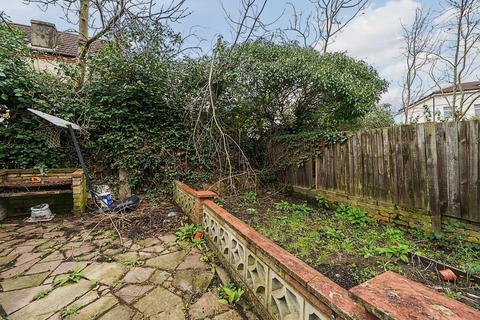 63 Kidderminster Road, Croydon, CR0 2UF