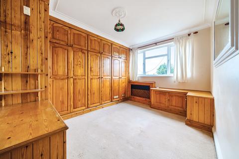 90 Torrington Way, Morden, SM4 5QA
