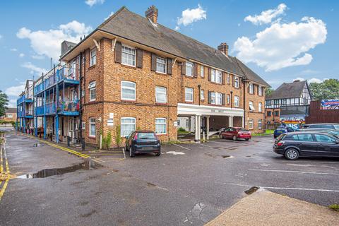 23 The Holt, Morden, SM4 5AP