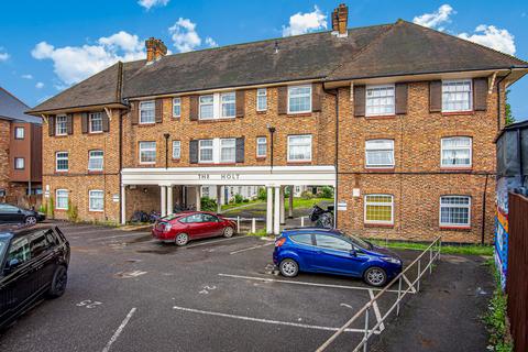 23 The Holt, Morden, SM4 5AP