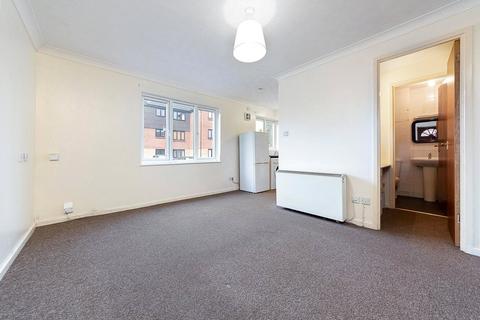 5 Burns Close, London, SW19 1TX