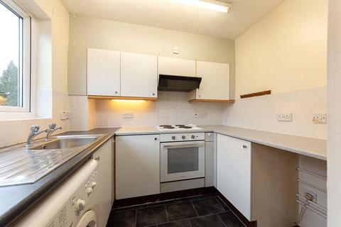 5 Burns Close, London, SW19 1TX