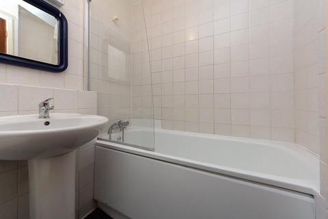 5 Burns Close, London, SW19 1TX