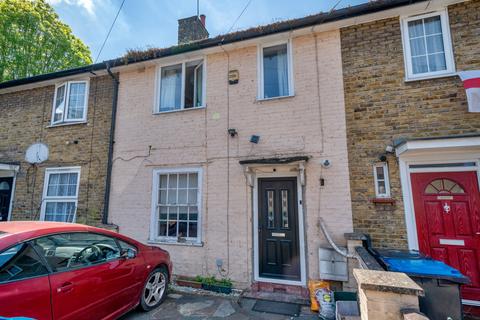 2 bedroom terraced house for sale, Montacute Road, Morden SM4