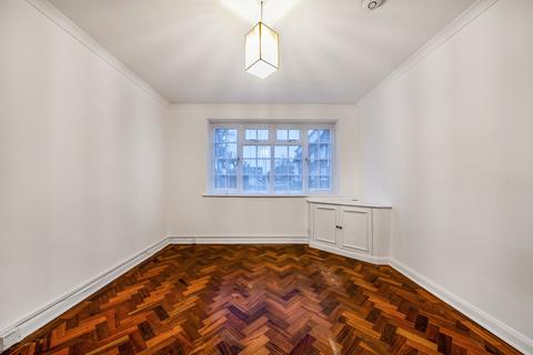 Flat 20, Yardley Court Hemingford Road, Cheam, Sutton, SM3 8HL