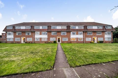 2 bedroom apartment for sale, Hemingford Road, Sutton SM3