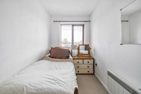 15 Chartwell Gardens, Sutton, SM3 9TQ