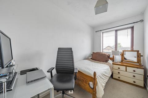 15 Chartwell Gardens, Sutton, SM3 9TQ