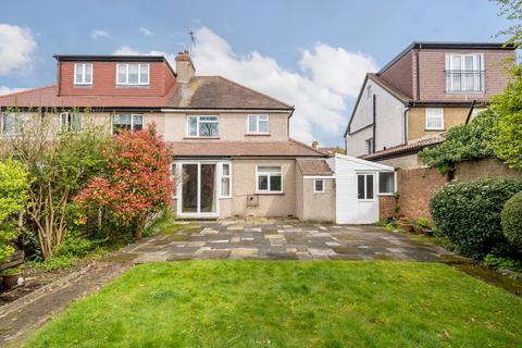 33 Courtenay Road, Worcester Park, KT4 8RY