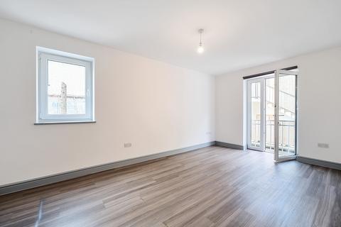 1 bedroom apartment for sale, Godstone Road, Kenley CR8