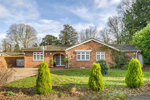 4 bedroom bungalow for sale, Woodlands Park, Surrey KT20