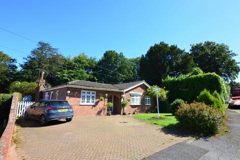 4 bedroom bungalow for sale, Woodlands Park, Surrey KT20