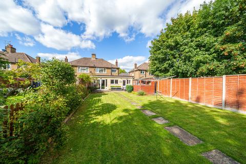 4 bedroom semi-detached house for sale, Fairhaven Road, Surrey RH1