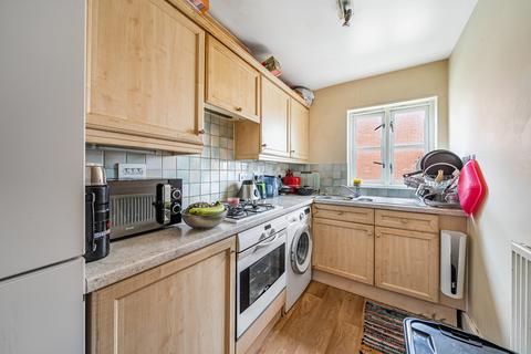 2 bedroom apartment for sale, Redhill, Surrey RH1