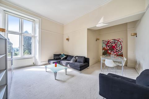 1 bedroom apartment for sale, Royal Earlswood Park, Surrey RH1