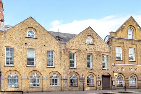 2 bedroom apartment for sale, The Gatehouse, Romford RM1