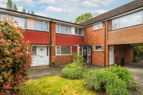 3 bedroom terraced house for sale, Great Cullings, Romford RM7