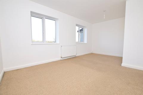 3a Recreation Avenue, Harold Wood, Romford, RM3 0TU