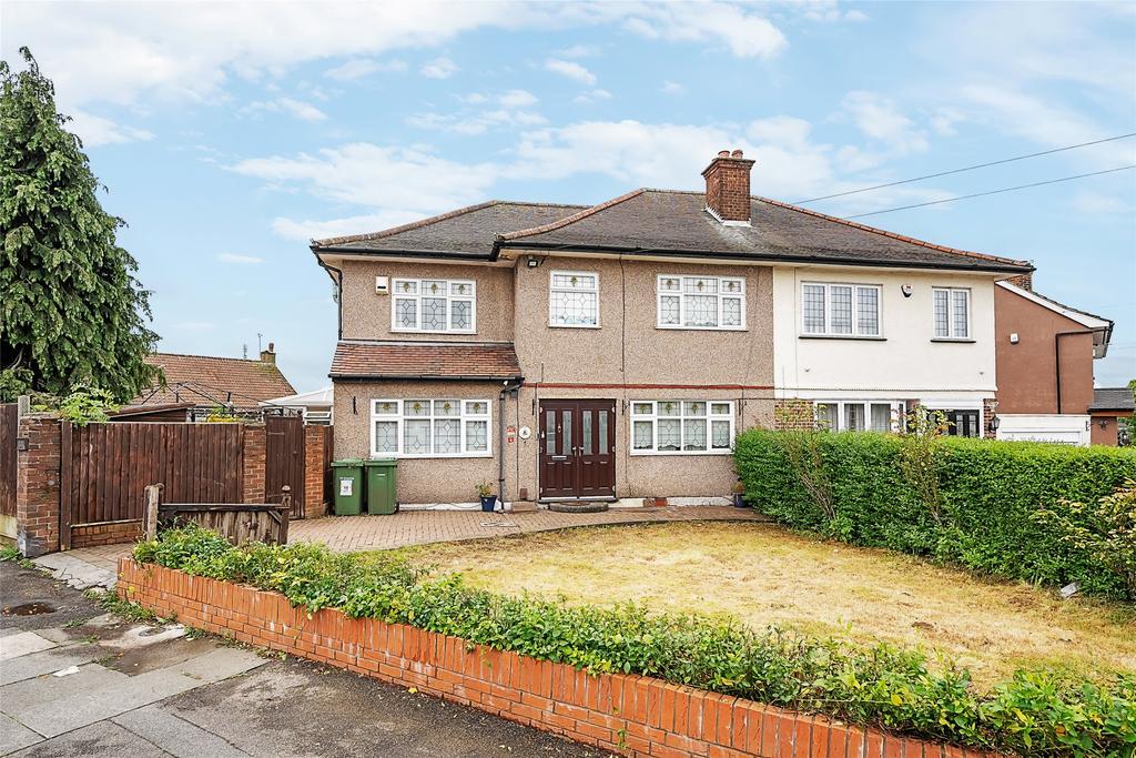 Clockhouse Lane, Collier Row RM5 6 bed semidetached house for sale £700,000