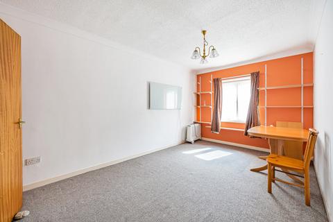 1 bedroom apartment for sale, Wesley Court, Gloucestershire GL5