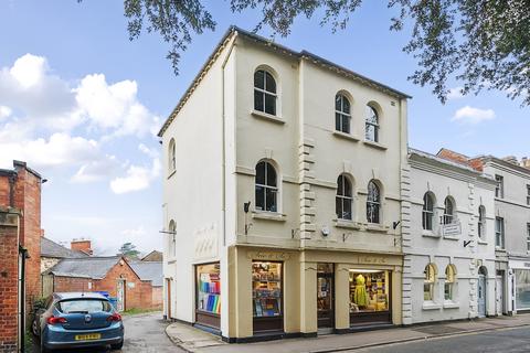 3 bedroom end of terrace house for sale, Stroud, Gloucestershire GL5