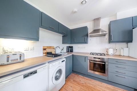 2 bedroom apartment for sale, Merton Road, London SW18