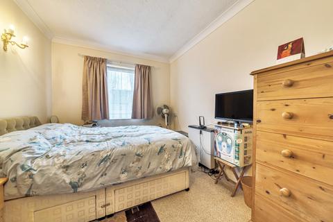 1 bedroom apartment for sale, Queens Road, London SW19