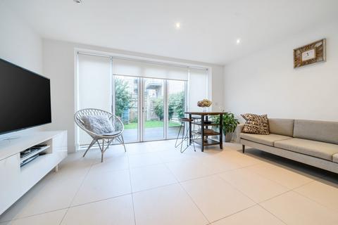4 bedroom end of terrace house for sale, London, London SW15