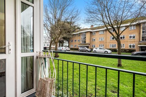 3 bedroom apartment for sale, London, London SW19