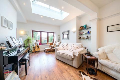 4 bedroom semi-detached house for sale, London, London SW16