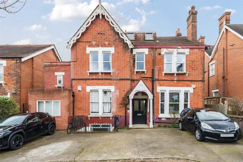 Hopton Road, London SW16