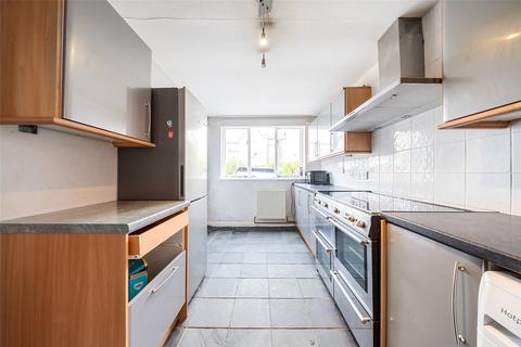 3 bedroom apartment for sale, Hopton Road, London SW16