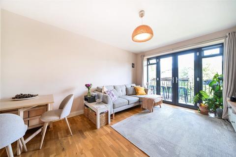 2 bedroom apartment for sale, London, London SW16